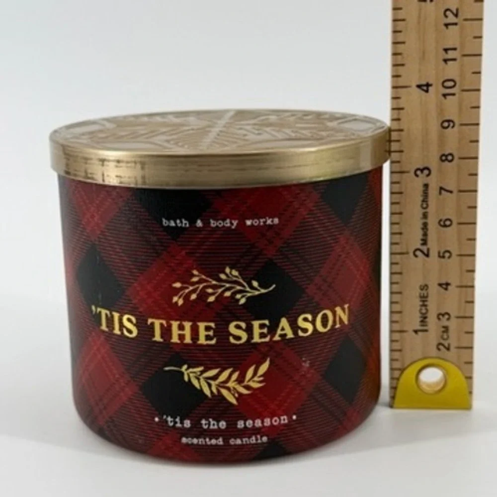 Bath & Body‎ Works Tis The Season 3-Wick Scented Candle 14.5oz Red Plaid Holiday - Picture 6 of 6